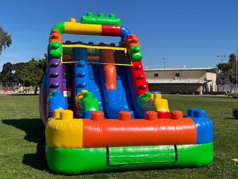 Dual lane mega block water slide (sku W352)